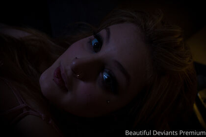 Stuckatzero Fotografie scursă ilegal OnlyFans dezbrăcată 10