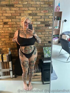 stupiderandhotter Nude Leaks OnlyFans Photo 7