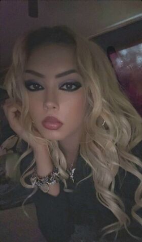 Suckthyrose Nude Leaks OnlyFans Photo 13