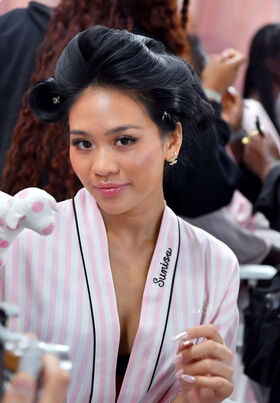 Suni Lee Photo divulguée nue OnlyFans 400