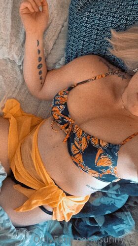 sunny84 Nude Leaks OnlyFans Photo 9