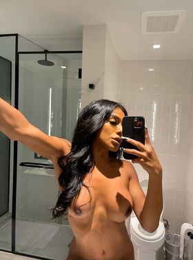 Supreme North Nude Leaks OnlyFans Photo 17