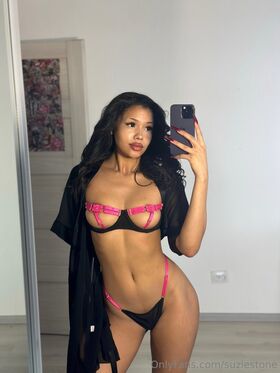 susiestone Nude Leaks OnlyFans Photo 2