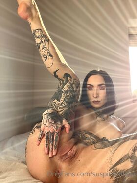 suspiriaofficial Nude Leaks OnlyFans Photo 14