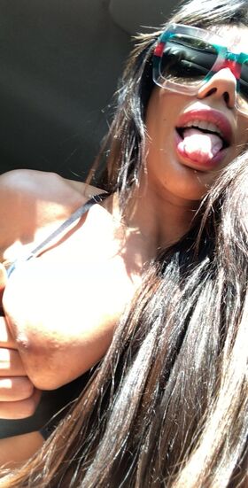 Suzy Cortez Nude Leaks OnlyFans Photo 42