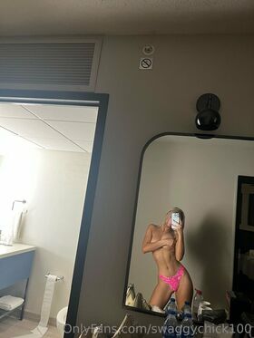 Swaggychick1 Nude Leaks OnlyFans Photo 16