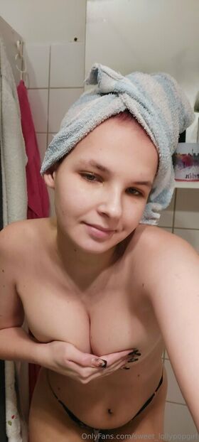 sweet_lollypopgirl Nude Leaks OnlyFans Photo 45