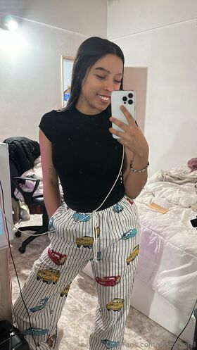 Sweetaprill Procurena gola OnlyFans fotografija 10