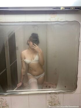 Sweetlahna Nude Leaks OnlyFans Photo 5