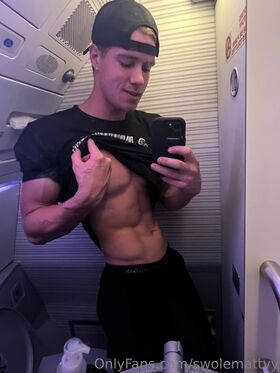 swolemattyy Nude Leaks OnlyFans Photo 103