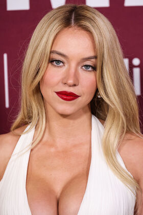 Sydney Sweeney Nude Leaks OnlyFans Photo 1471