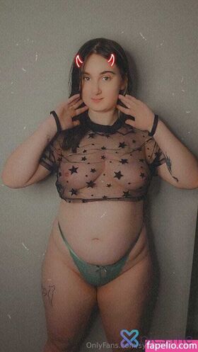 sydneyq_official Procurena gola OnlyFans fotografija 72