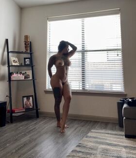 Tali Isquat__ Nude Leaks OnlyFans Photo 9