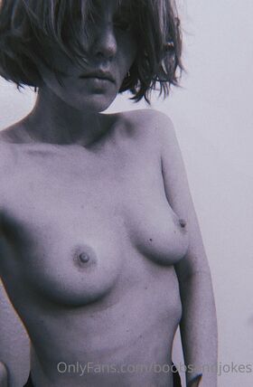 Tanya Kommunar Nude Leaks OnlyFans Photo 15