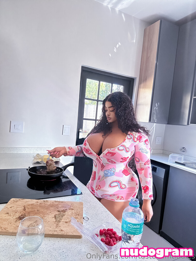 kim_mananabu  taste-kimtiddies Фото утечки OnlyFans обнаженная №22 -  Nudogram v2.1