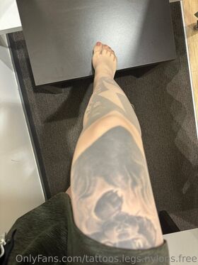 tattoos.legs.nylons.free Nude Leaks OnlyFans Photo 32