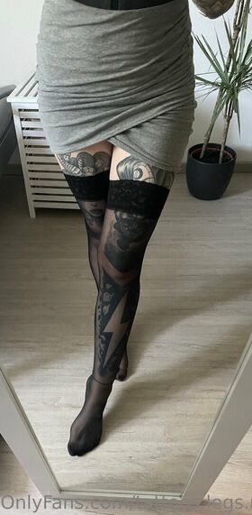 tattoos.legs.nylons.free Nude Leaks OnlyFans Photo 43