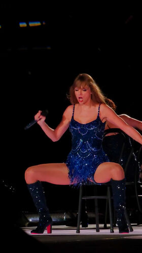 Taylor Swift Nude Leaks OnlyFans Photo 2091