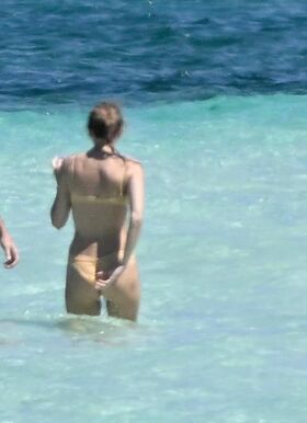 Taylor Swift Nude Leaks OnlyFans Photo 2213