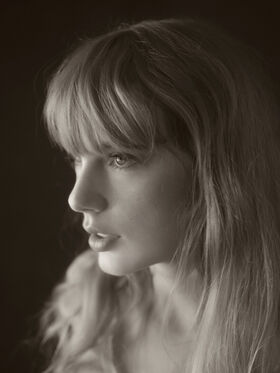 Taylor Swift Nude Leaks OnlyFans Photo 2323