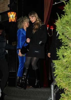 Taylor Swift Foto filtrada desnuda de OnlyFans 6858