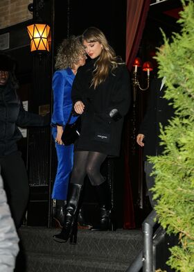 Taylor Swift Foto filtrada desnuda de OnlyFans 6860