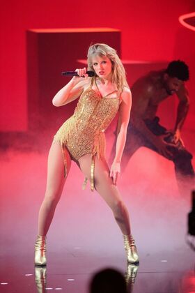 Taylor Swift Foto filtrada desnuda de OnlyFans 6881