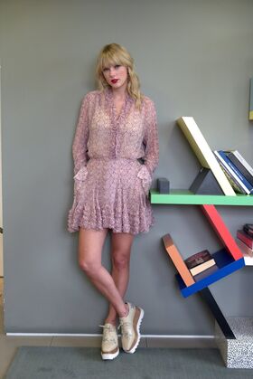 Taylor Swift Foto filtrada desnuda de OnlyFans 6891