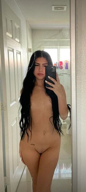 Thalia Rodriguez Nude Leaks OnlyFans Photo 35