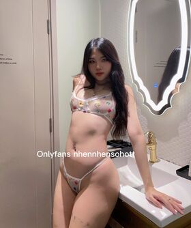 Thanh Nhen Nude Leaks OnlyFans Photo 114