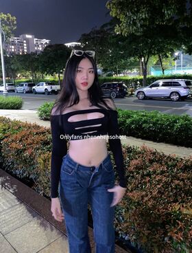 Thanh Nhen Nude Leaks OnlyFans Photo 174