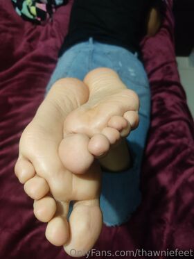 thawniefeet Nude Leaks OnlyFans Photo 35