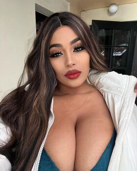 Thayana Babyy Nude Leaks OnlyFans Photo 6