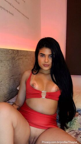 Thayna_ Nude Leaks OnlyFans Photo 5