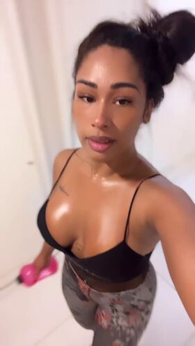 Thaynunes Nude Leaks OnlyFans Photo 9
