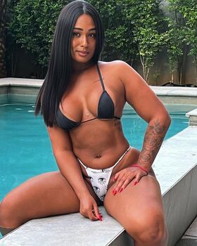 Thaynunes Nude Leaks OnlyFans Photo 35