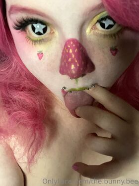 The.bunny.bee Nude Leaks OnlyFans Photo 37