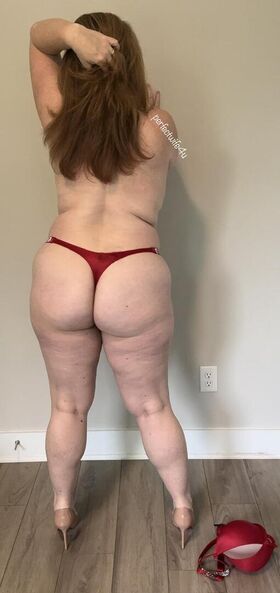 The Perfect Wife Nude Leaks OnlyFans Photo 13