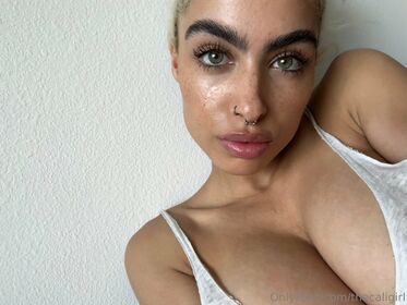 thecaligirl Nude Leaks OnlyFans Photo 58