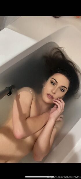 theheavenlytris Nude Leaks OnlyFans Photo 17