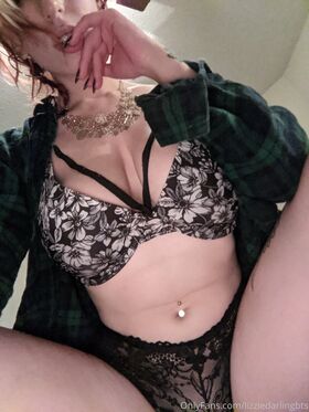 thepigeonbrat Nude Leaks OnlyFans Photo 11