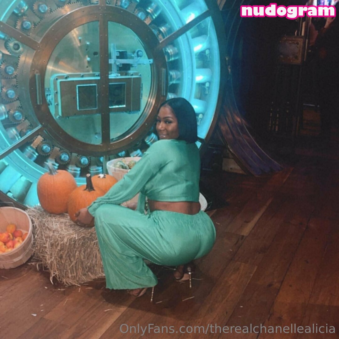 therealchanellealicia