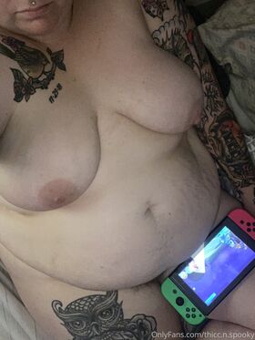 thicc.n.spooky Nude Leaks OnlyFans Photo 52