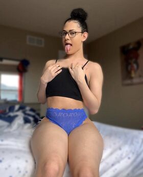 Thick Diamond Nude Leaks OnlyFans Photo 8