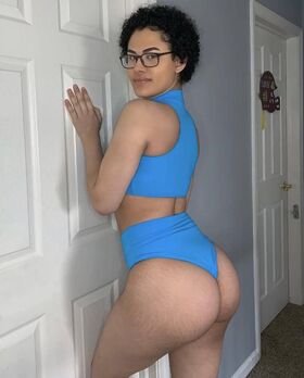 Thick Diamond Nude Leaks OnlyFans Photo 11