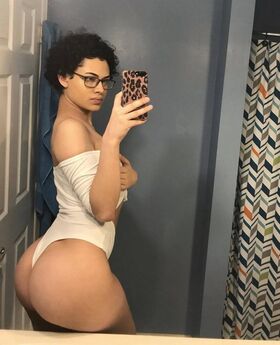 Thick Diamond Nude Leaks OnlyFans Photo 20