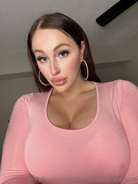 thickbunnylexifree Nude Leaks OnlyFans Photo 39