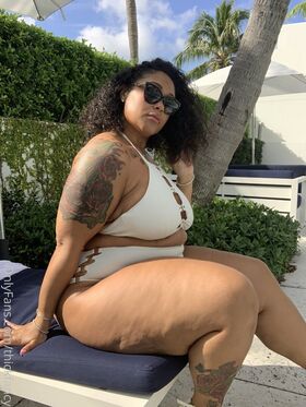 thickfancy Nude Leaks OnlyFans Photo 2