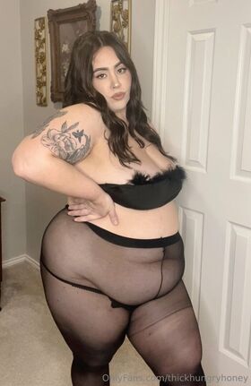 thickhungryhoney Nude Leaks OnlyFans Photo 107