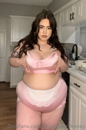 thickhungryhoney Nude Leaks OnlyFans Photo 189